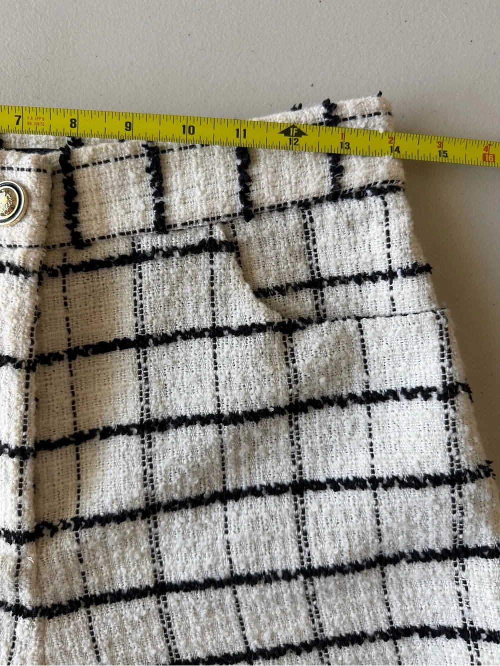 Zara High Waisted Tweed Check Bermuda Shorts Wool Blend Ivory Black S